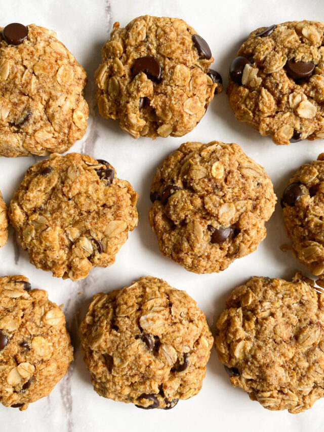 Almond Flour Oatmeal Chocolate Chip Cookies Recipe