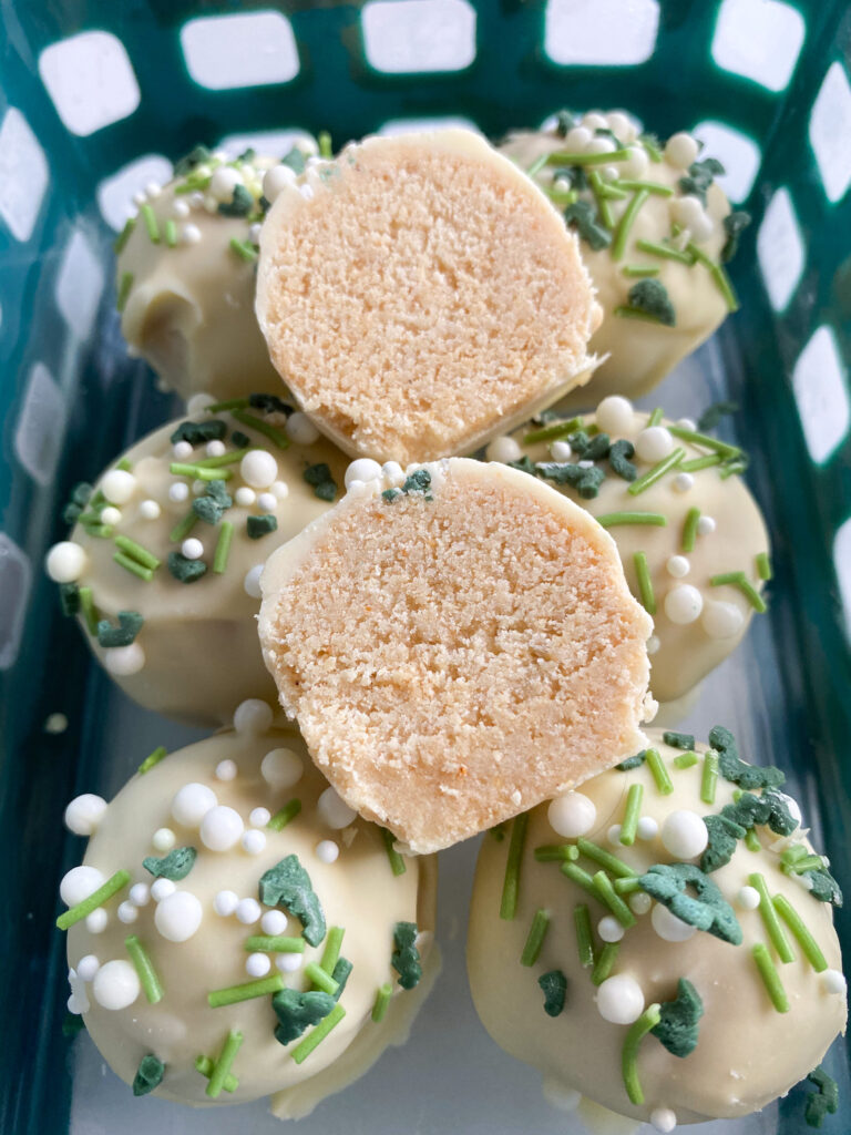 No Bake Sugar Cookie Truffles