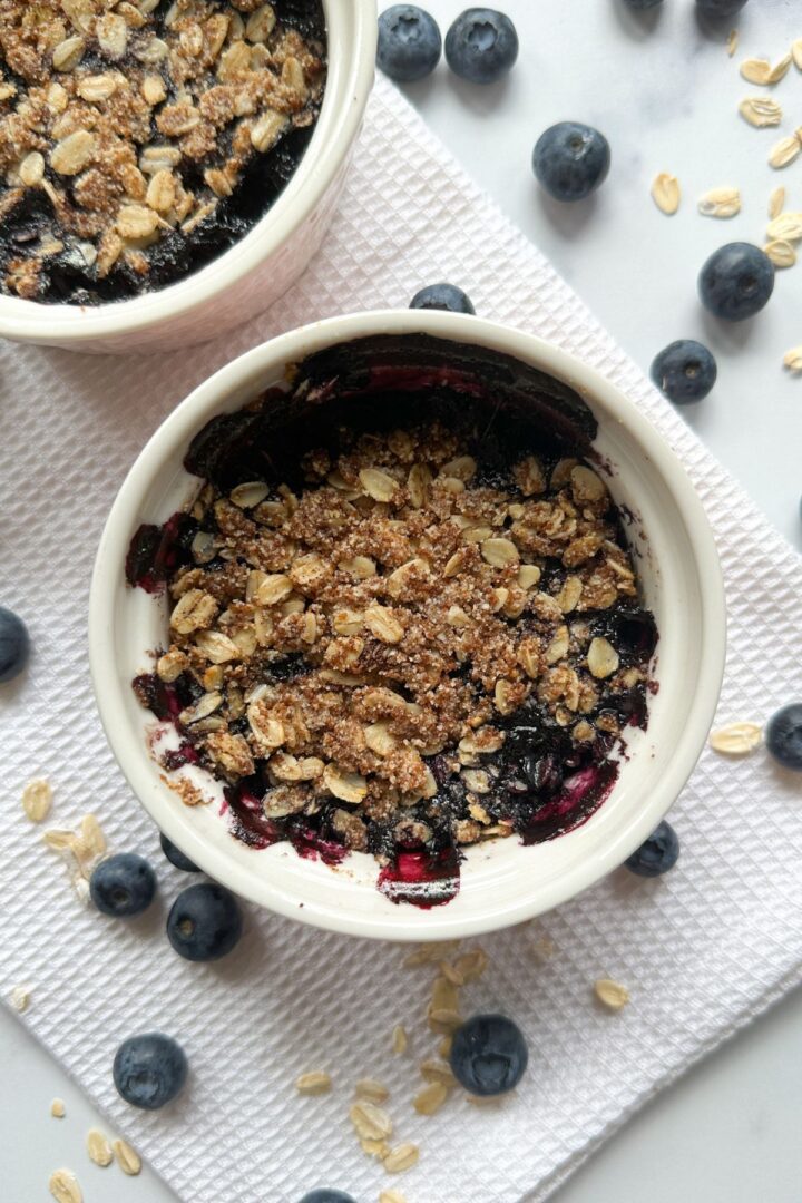 Gluten Free Blueberry Crisp - hellofrozenbananas.com