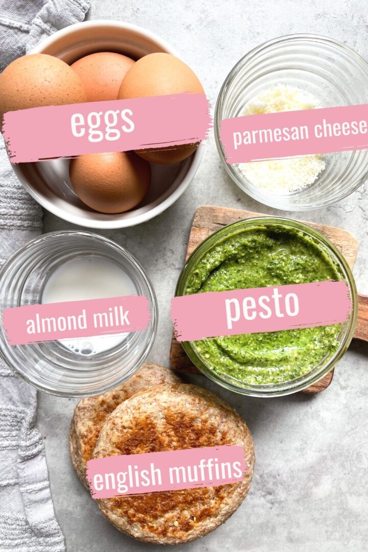 Pesto Egg Breakfast Sandwich - hellofrozenbananas.com