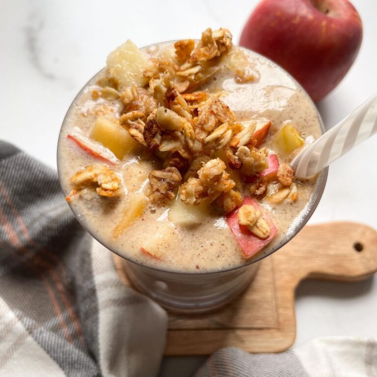 Healthy Cinnamon Apple Smoothie (without Yogurt)