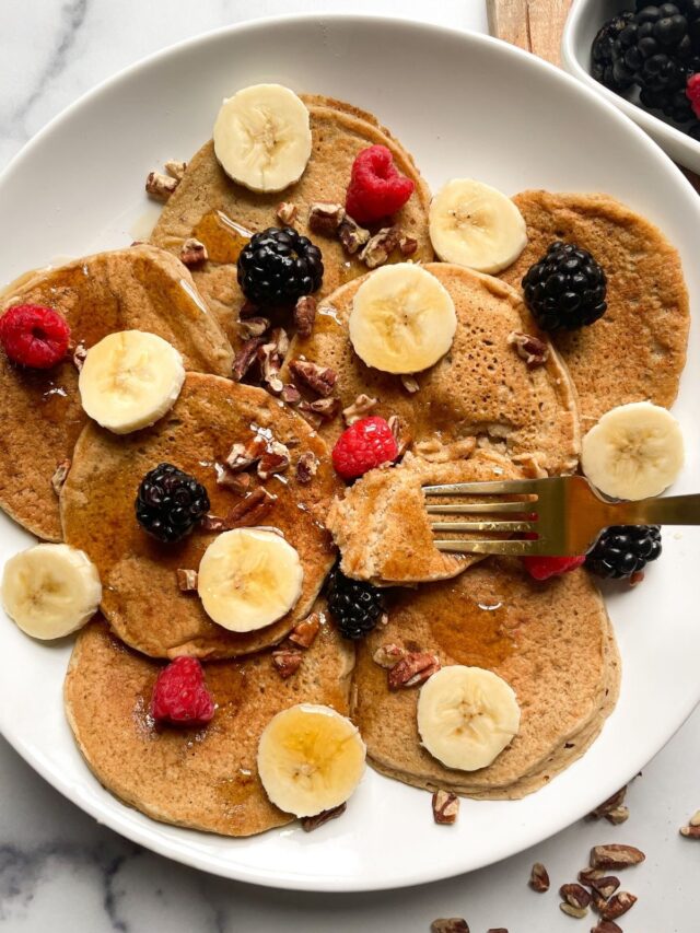 Eggless Oat Pancakes