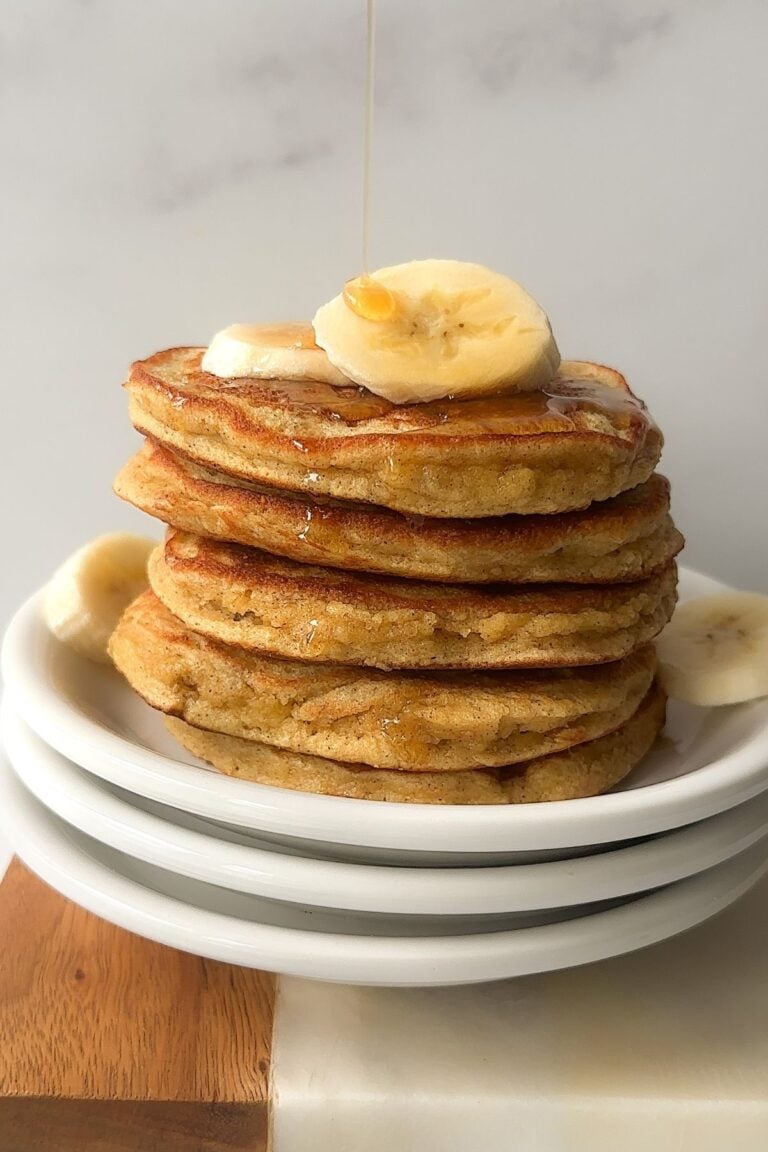 Almond Flour Banana Pancakes